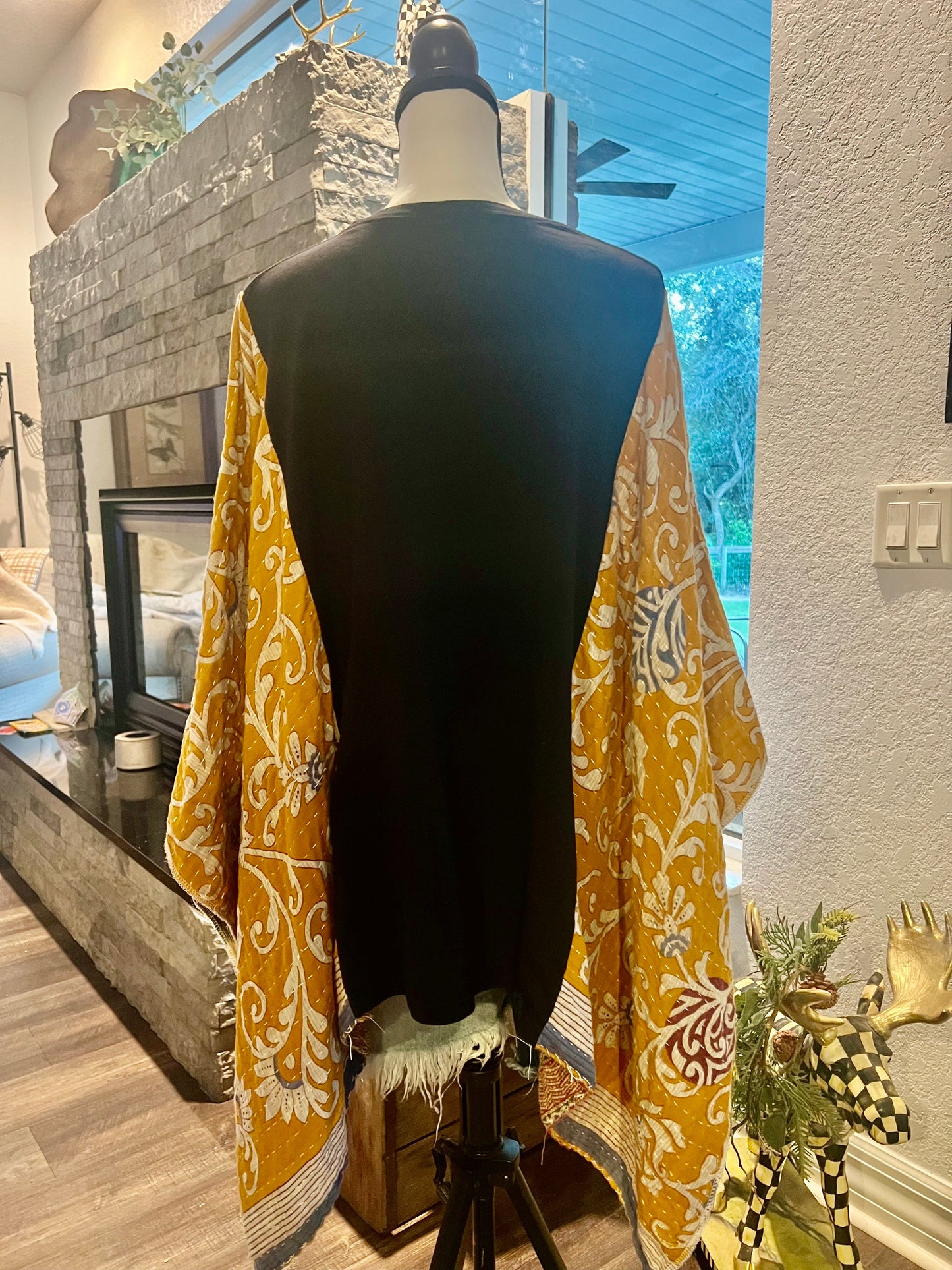 Bell Sleeve Butterfly Top “Green Day”