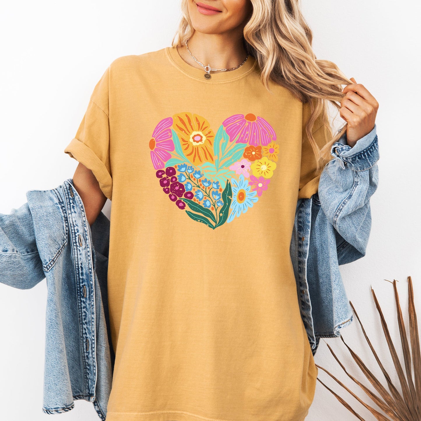 Floral Heart, Folk Art, Retro, Flowers, Comfort Colors T-Shirt