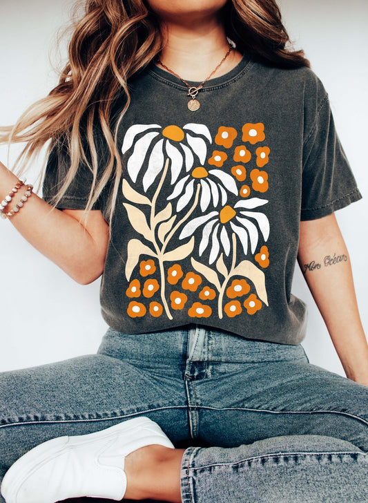 Boho Botanical Daisy Art Nouveau Floral Comfort Colors Tshirt
