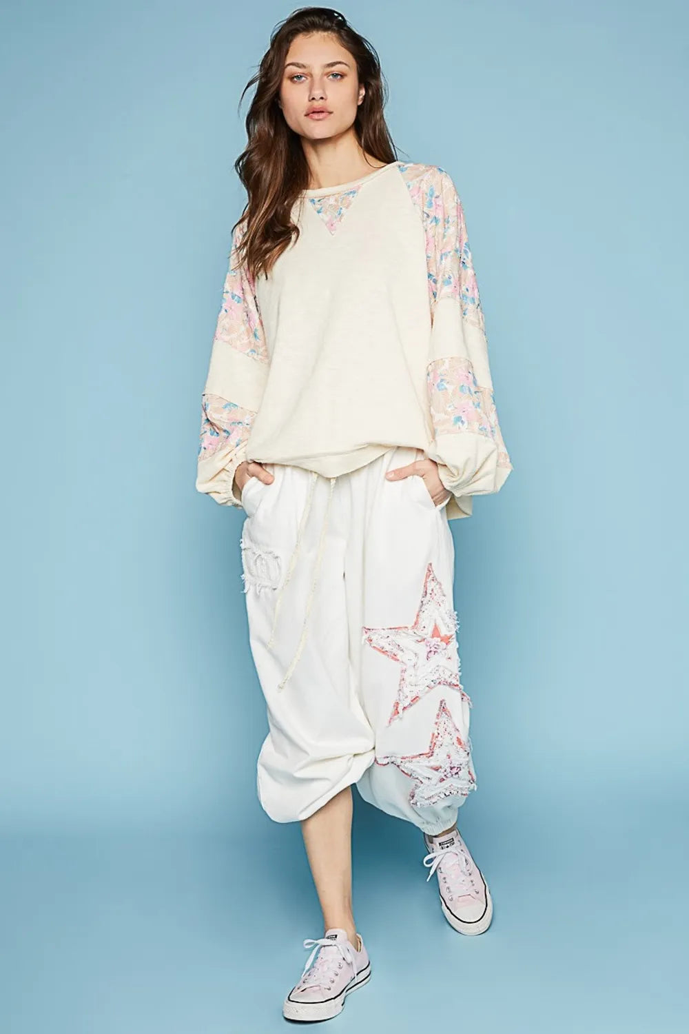 POL Clothing Round Neck Balloon Floral Long Sleeve Womens Top