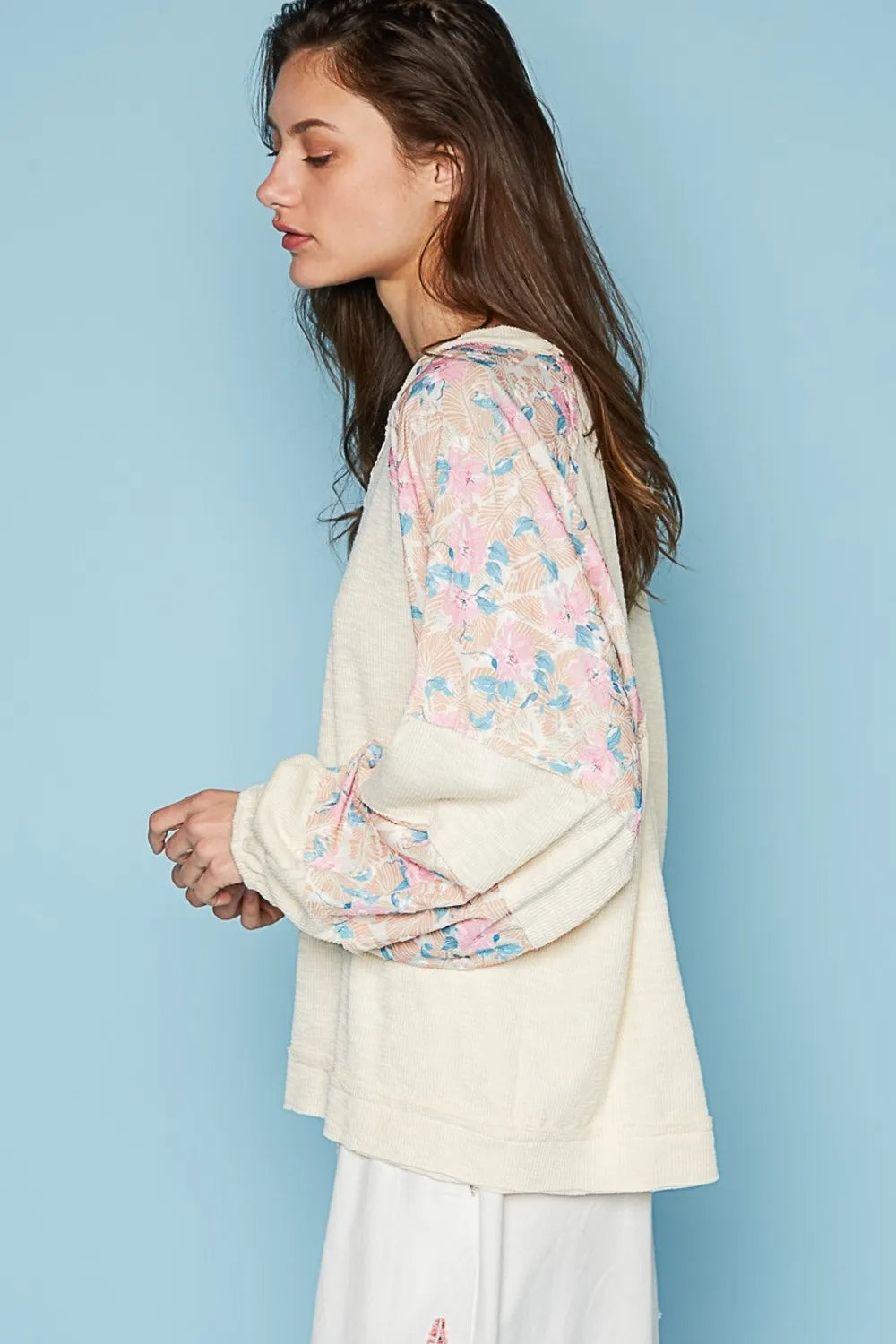 POL Clothing Round Neck Balloon Floral Long Sleeve Womens Top