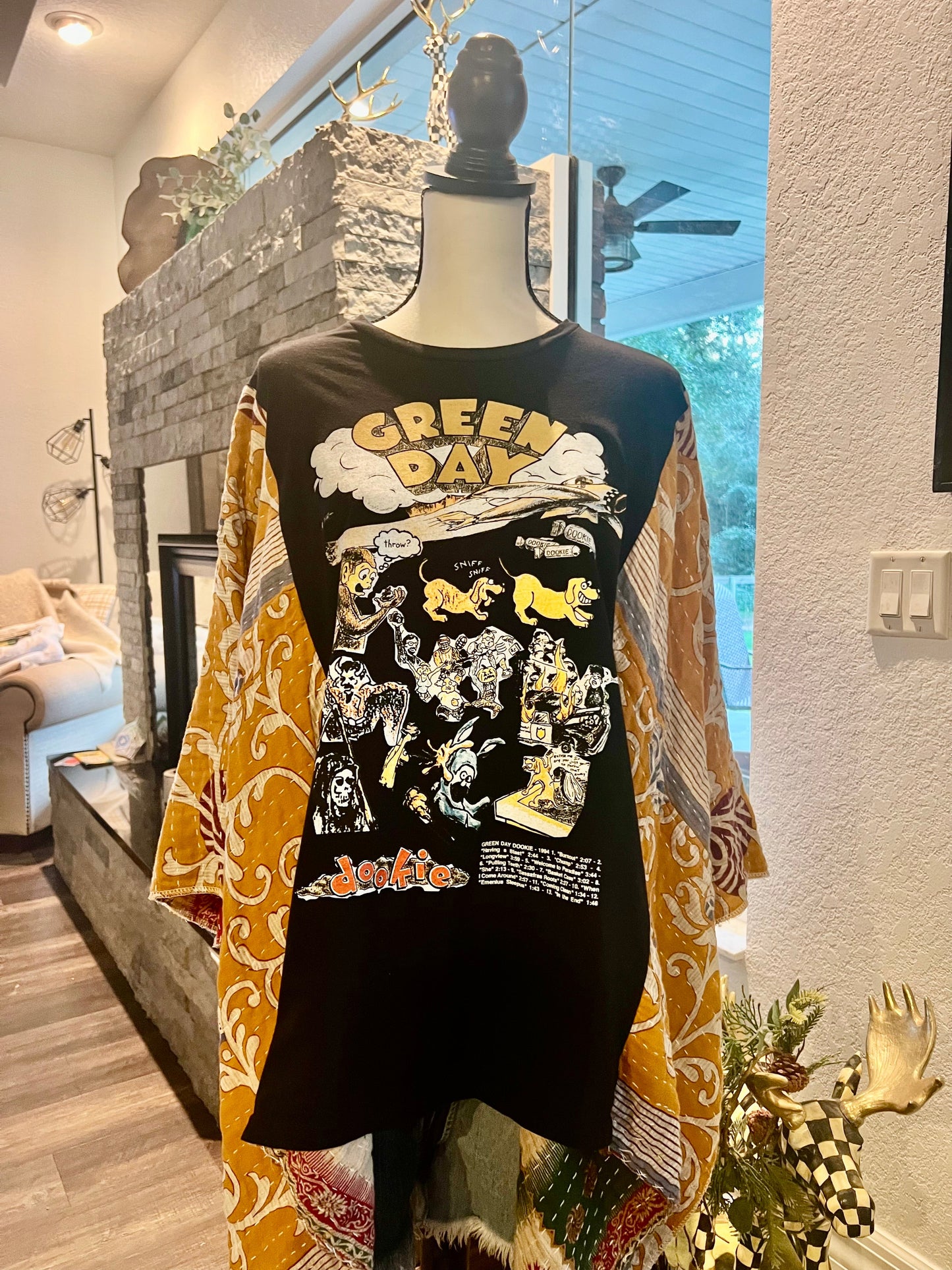 Bell Sleeve  Butterfly Top “Green Day”