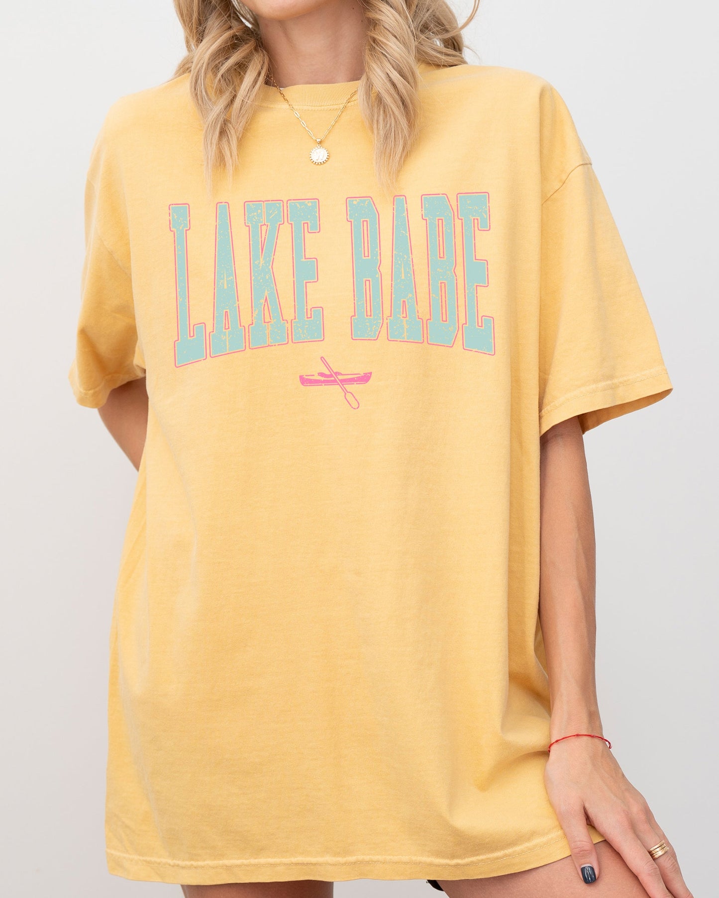 Lake Babe, Hot Girl Summer, Vacation, Outdoors, Canoe, Boating, Beach, Swimming Shirt Comfort Colors T-Shirt