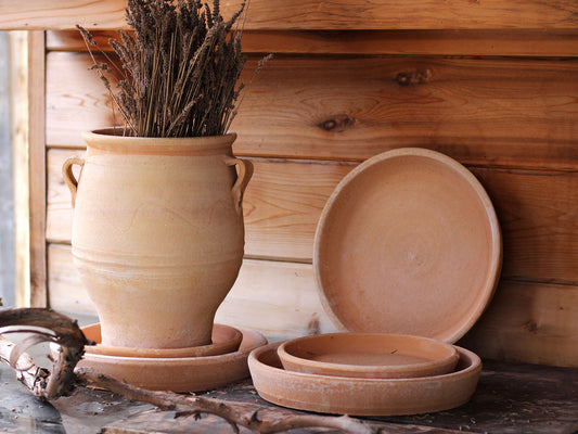 Pitharaki Urn By Plantatorem