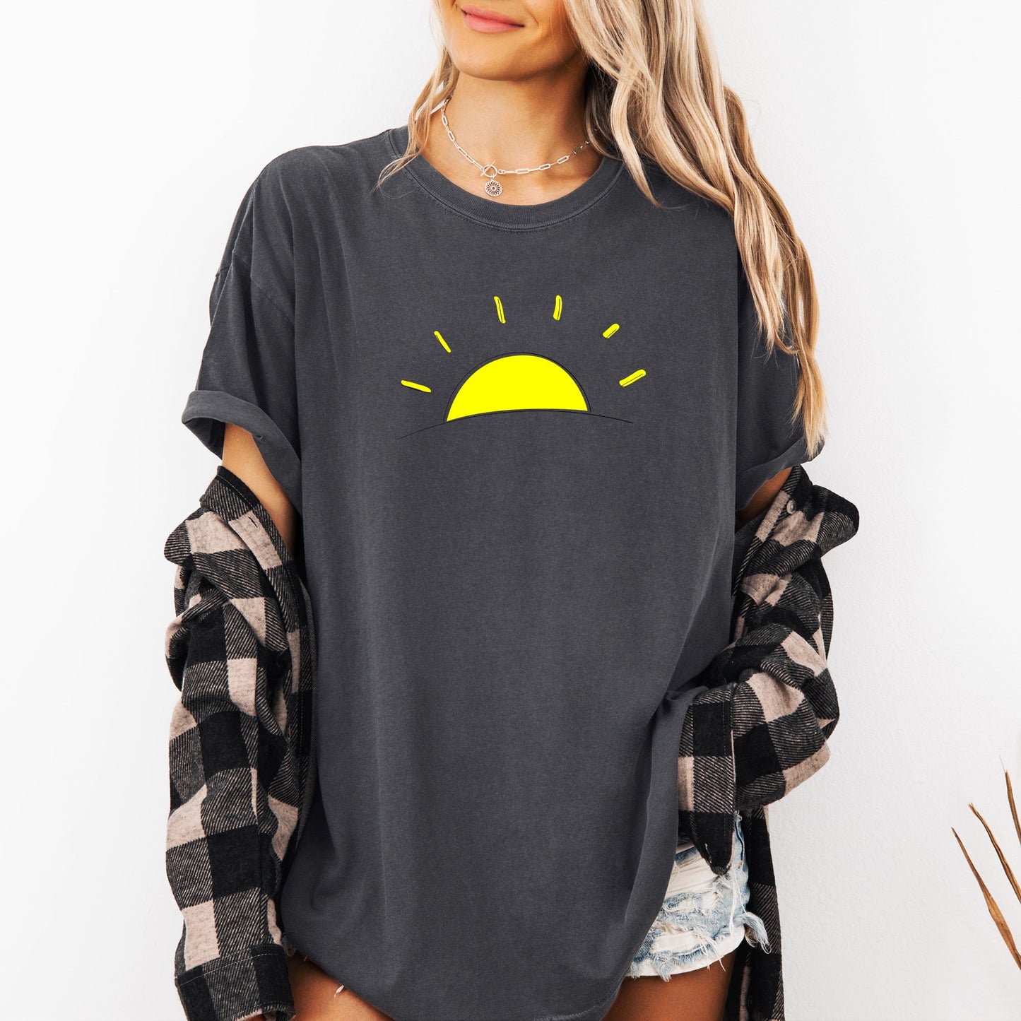 Retro Minimalist Sunset, Beach, Summer Comfort Colors T-Shirt