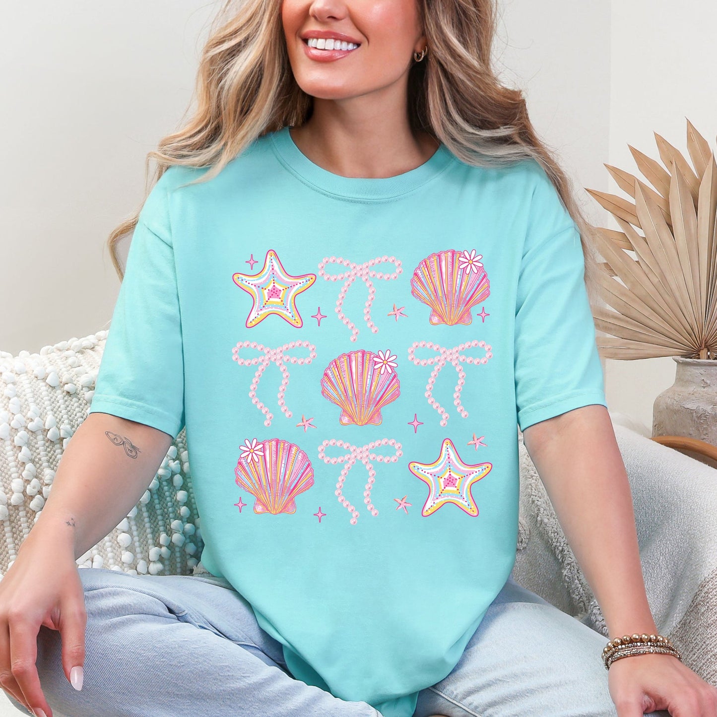 Seashell, Beach, Coquette, Pearls, Ribbon, Summer, Comfort Colors T-Shirt