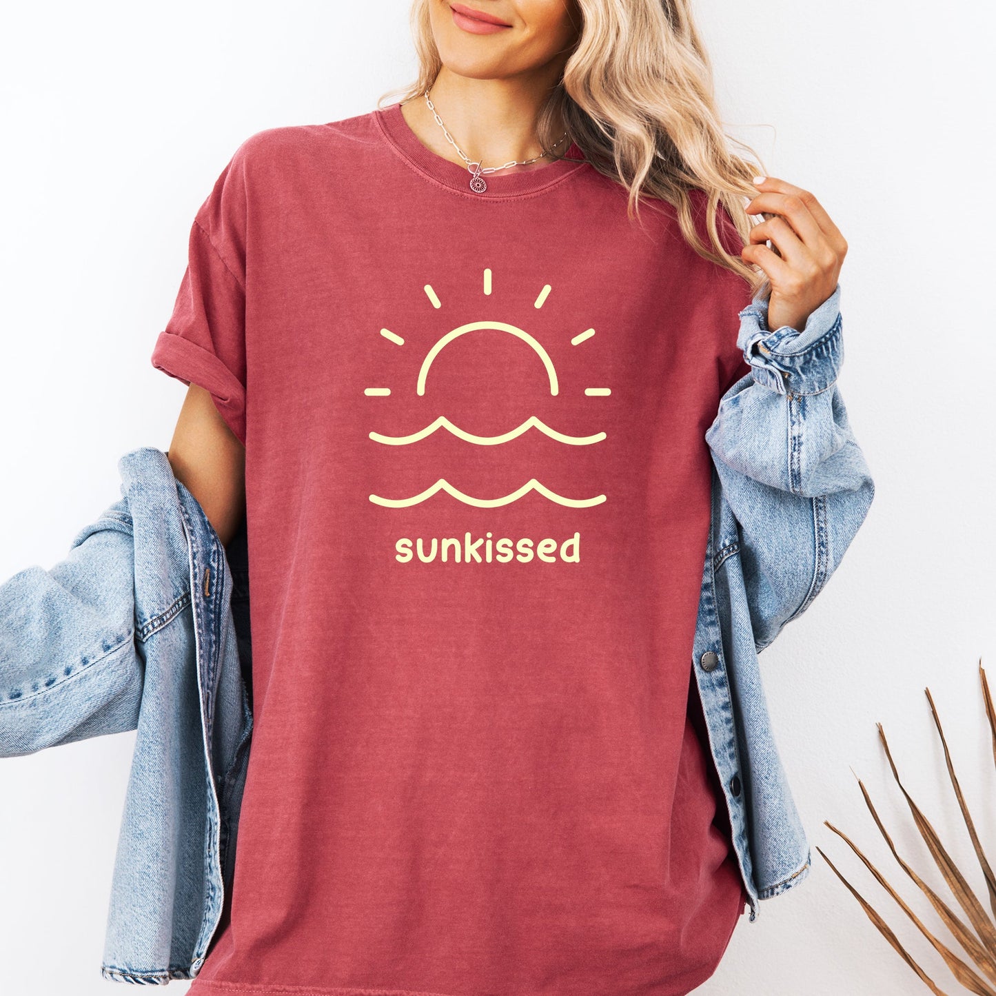 Sunkissed, Retro Minimalist, Sunshine, Beach, Summer, Comfort Colors T-Shirt