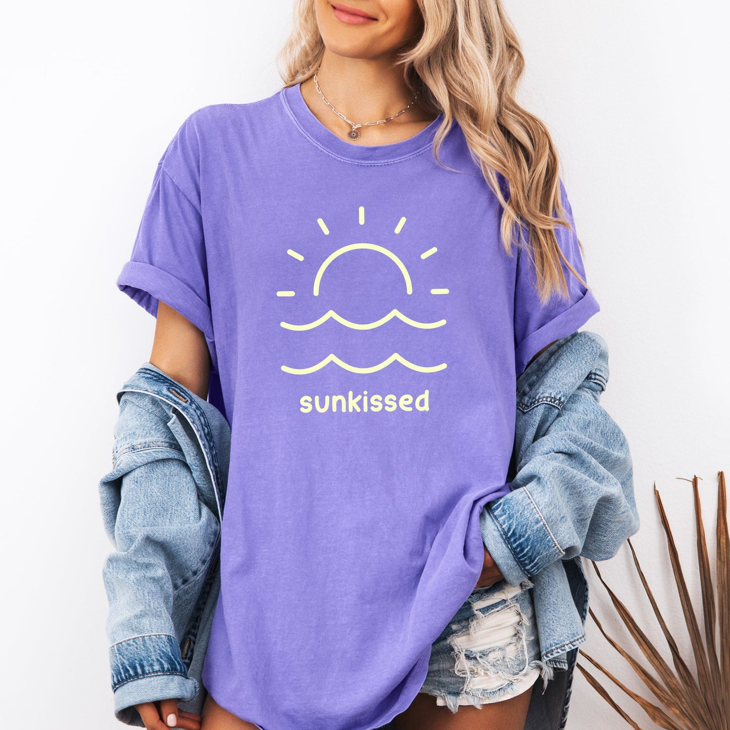 Sunkissed, Retro Minimalist, Sunshine, Beach, Summer, Comfort Colors T-Shirt