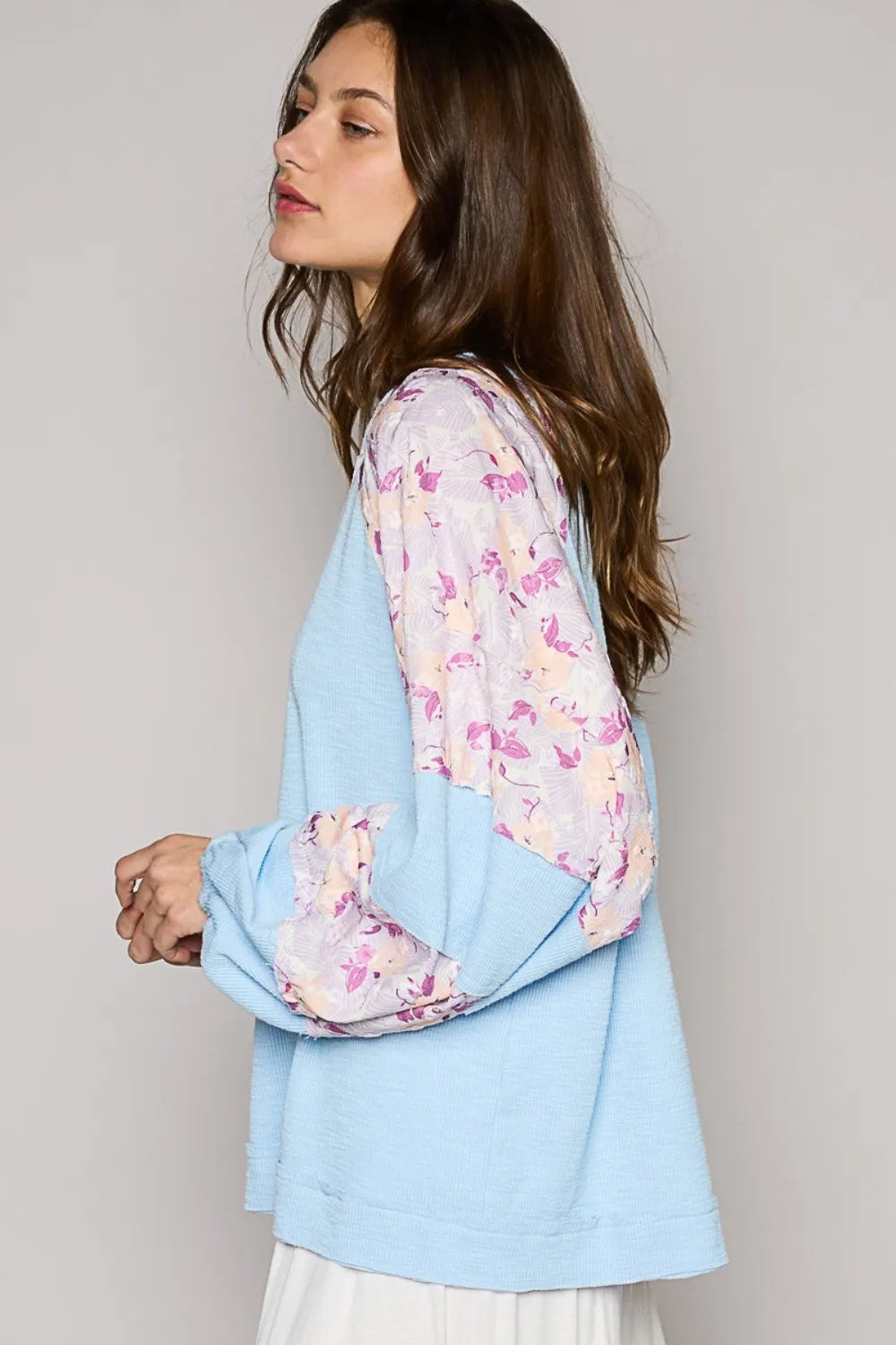 POL Clothing Round Neck Balloon Floral Long Sleeve Womens Top