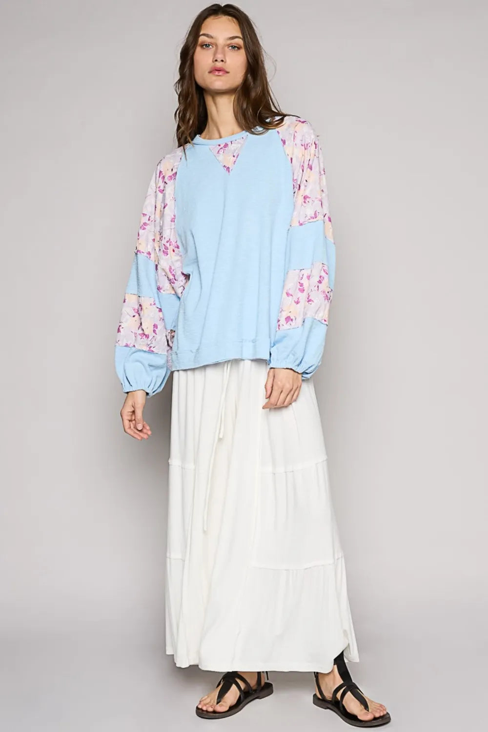POL Clothing Round Neck Balloon Floral Long Sleeve Womens Top