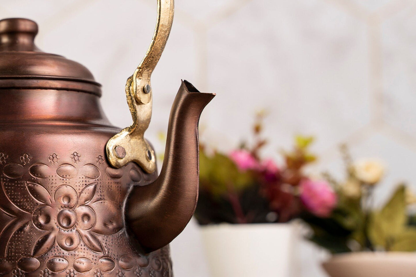 Handmade Engraved Copper Solid Copper Teapot Stovetop, 1.6 Quarts (1.5 Liter)