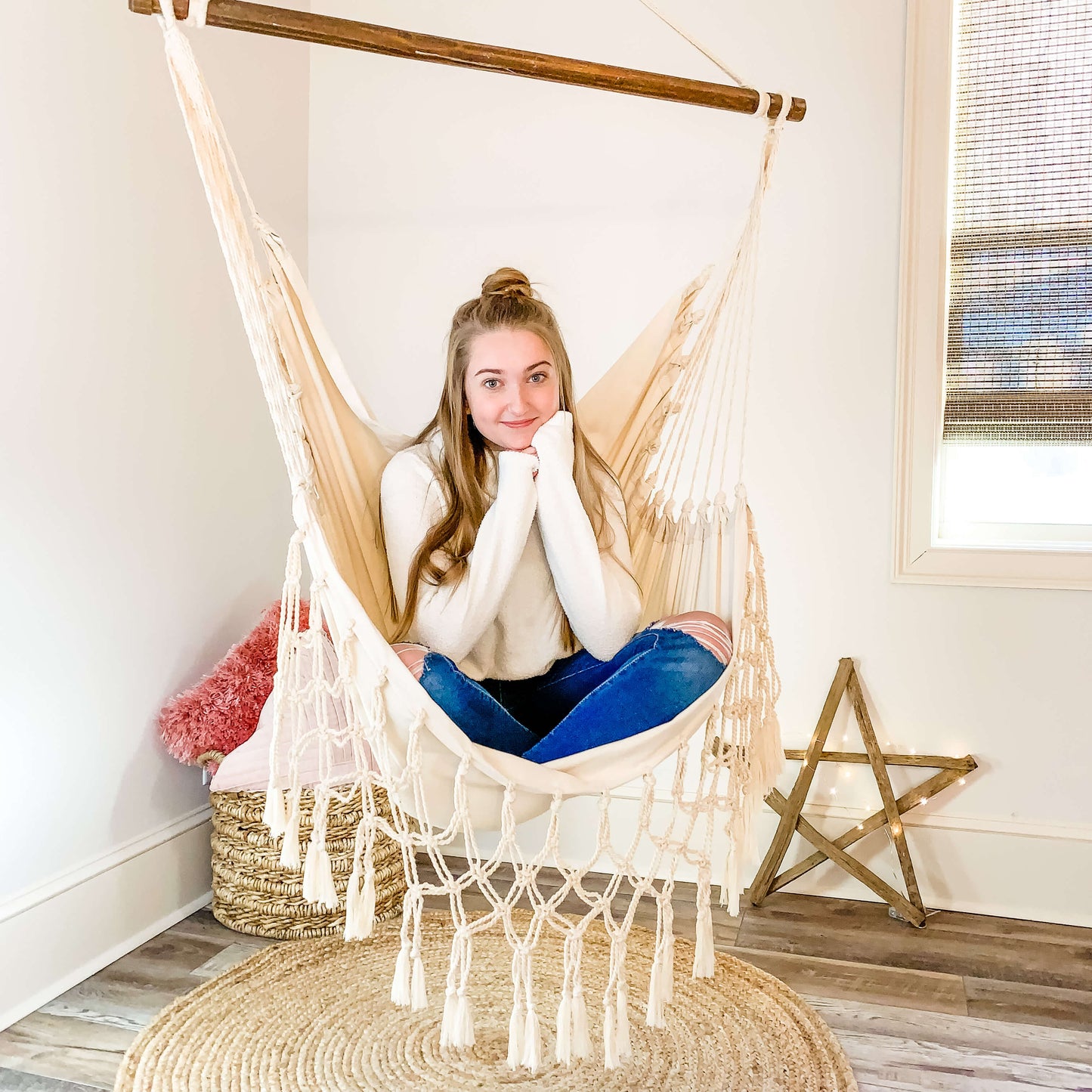White Macrame Hammock Chair Swing | SERENA