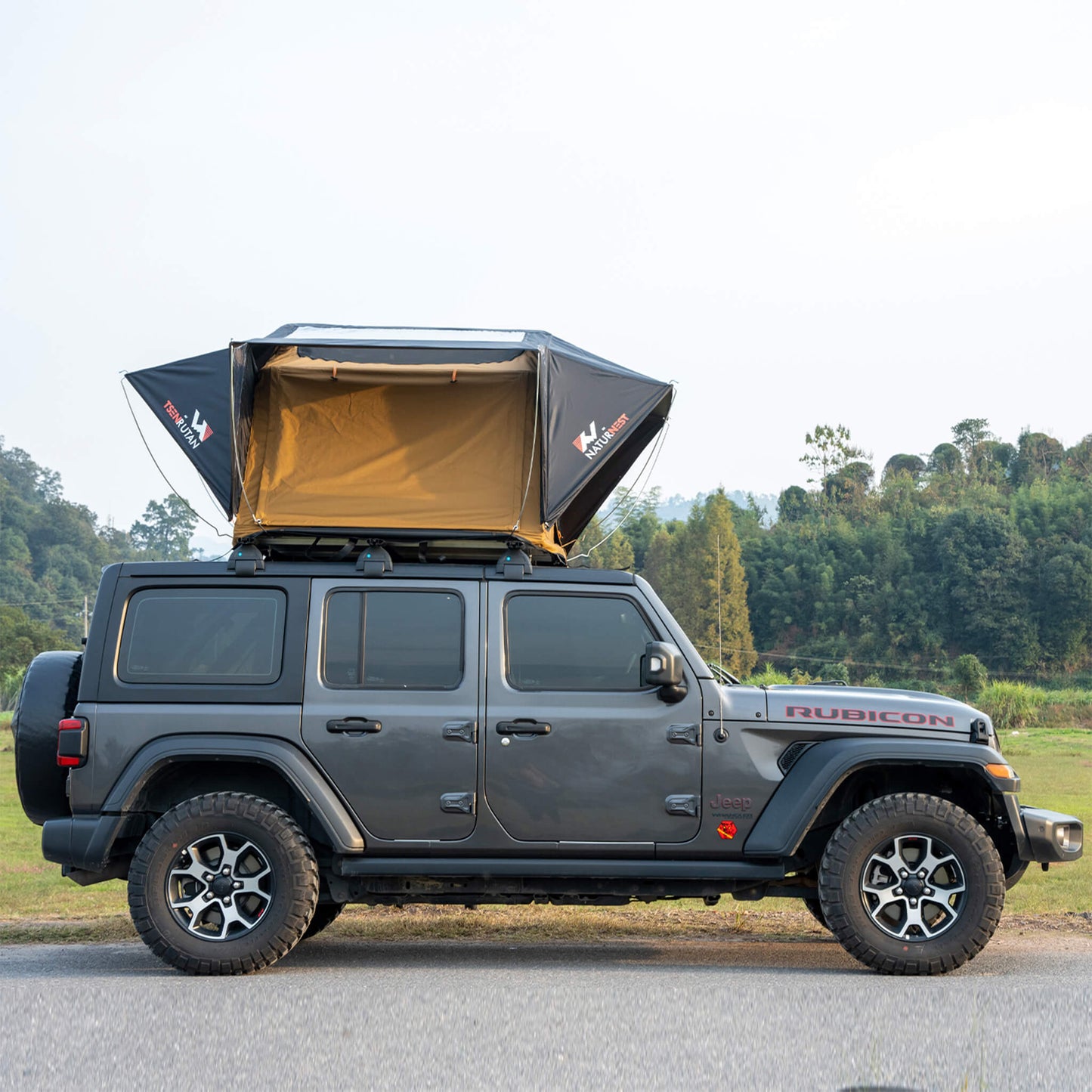 Naturnest Andromeda Khaki Soft Shell Rooftop Tent With Large Panoramic Skylight & YKK Doors (SAK72384)
